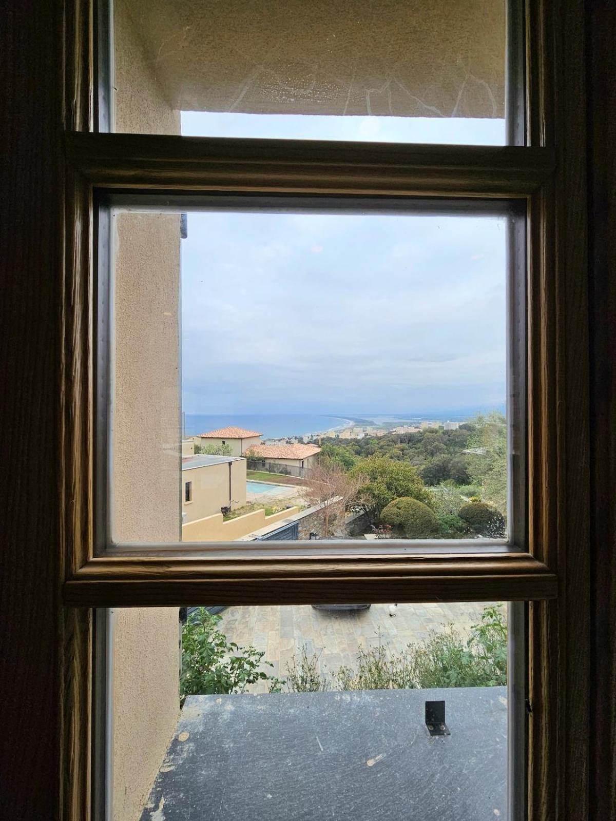 Villa Magnifique Avec Piscine- Hauteurs De Bastia (Corsica)