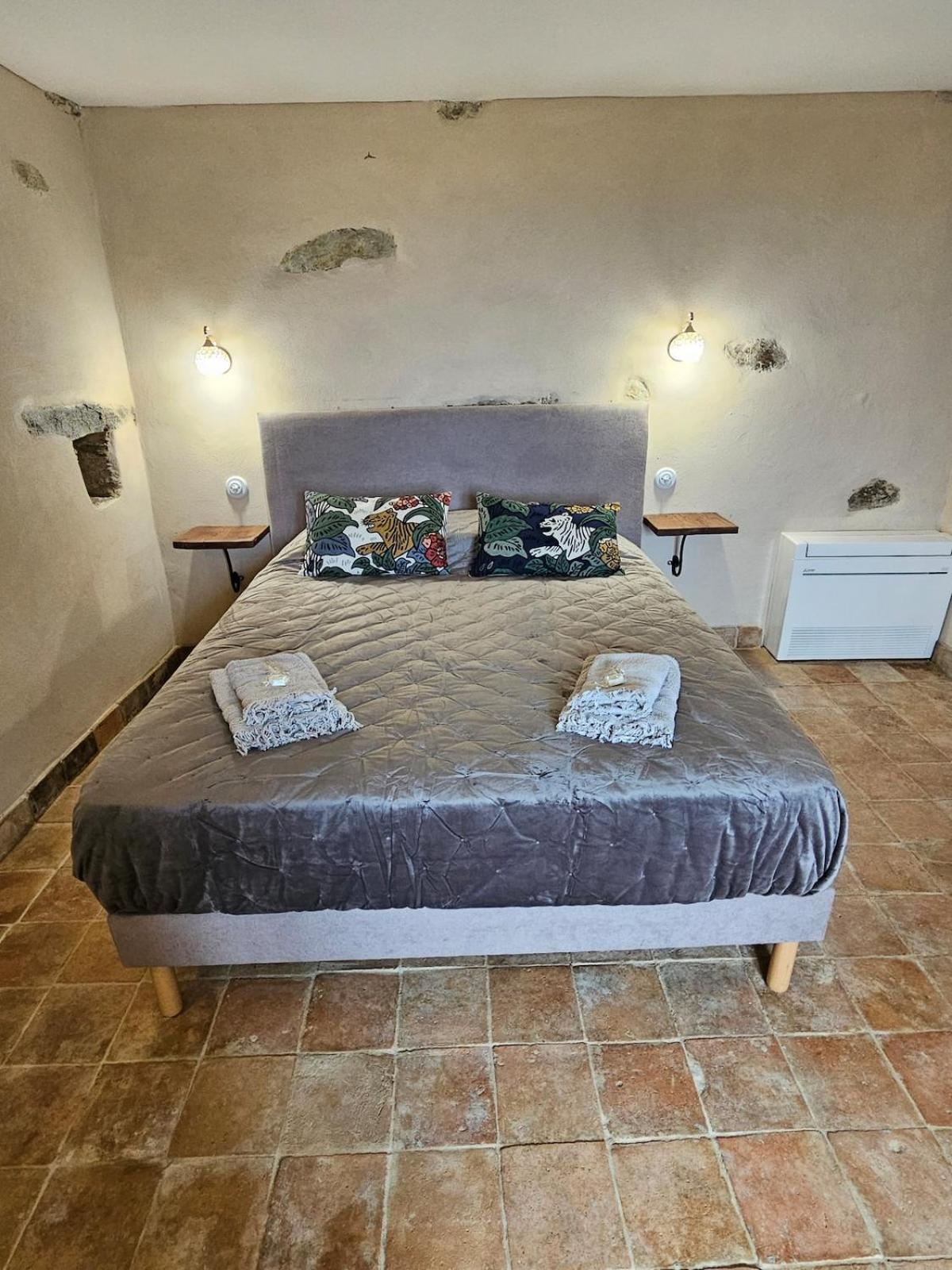 Magnifique Avec Piscine- Hauteurs De Villa Bastia (Corsica)