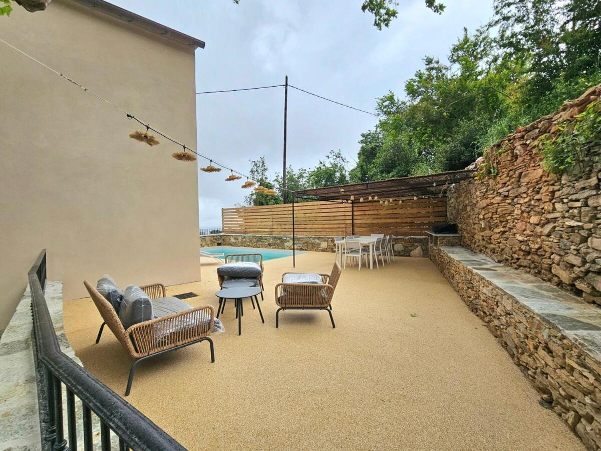 Magnifique Avec Piscine- Hauteurs De Bastia (Corsica)